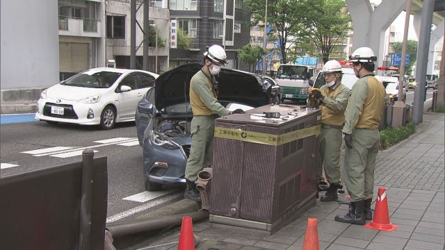 乗用車が道路脇の変圧器に衝突、周辺の1500世帯が一時停電に　運転手の女性が軽いけが　名古屋市